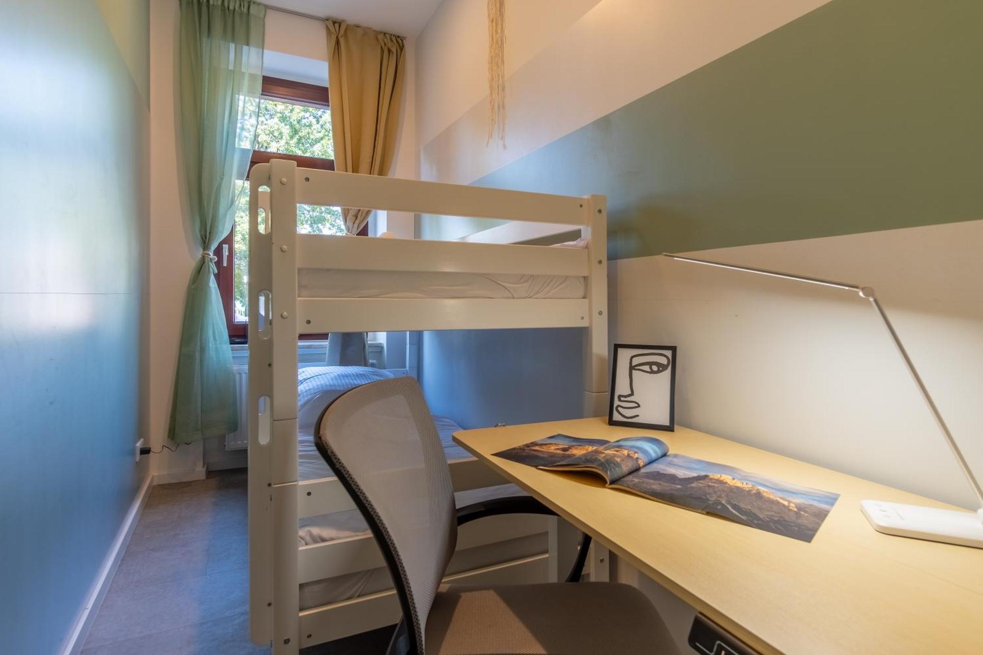 65 Zoll 4K Tv, Disney Plus, Soundbar, Kostenloser Kaffee, 5 Raeume Leipzig Exterior foto